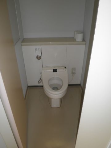 各階、WC