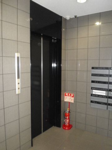1階、EVホール