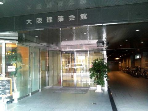 1F玄関