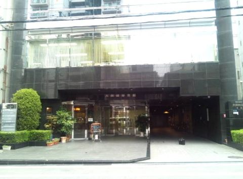 1F玄関2