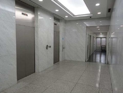 EVホール、1階