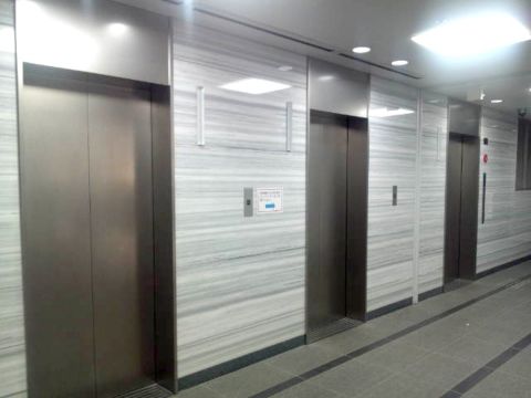EVホール