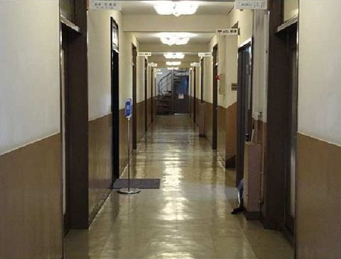 各階、廊下