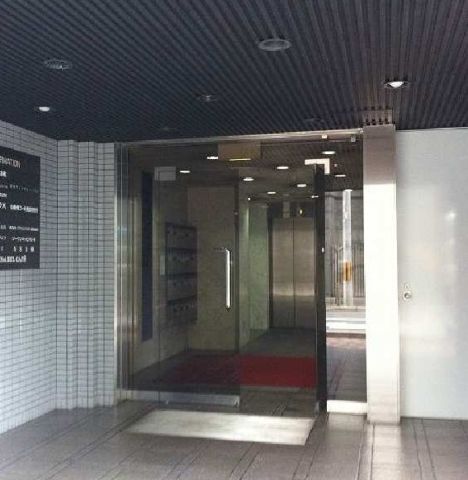 1F玄関