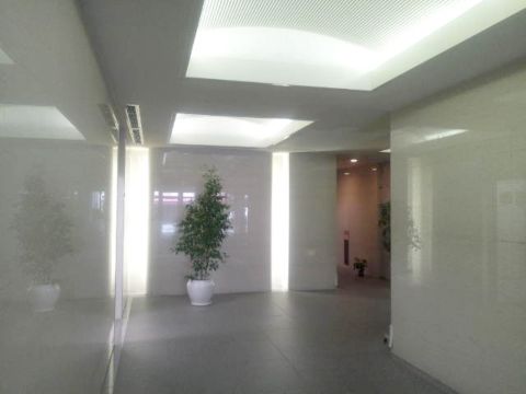 エントランスホール