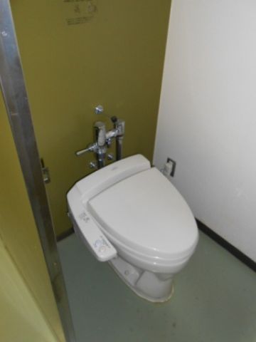 各階、シャワートイレ