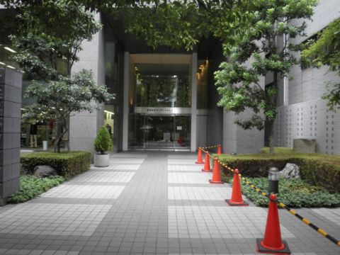 1F玄関