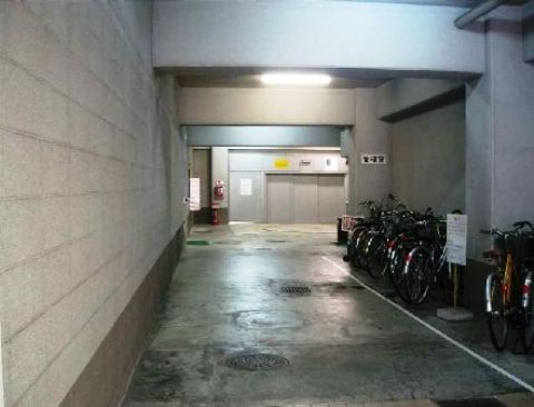 駐車場&駐輪場