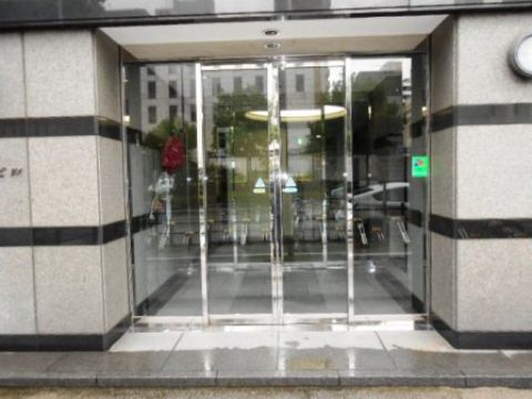 1F玄関