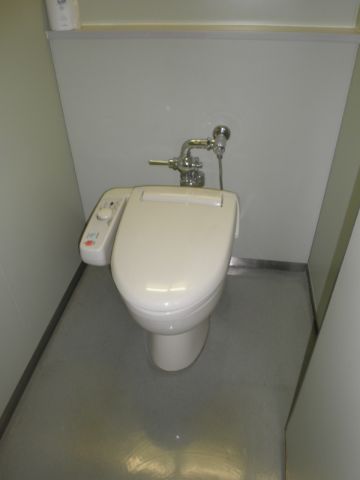 各階、トイレ①