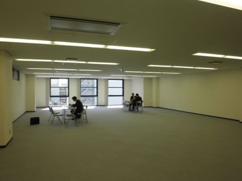室内:8階B