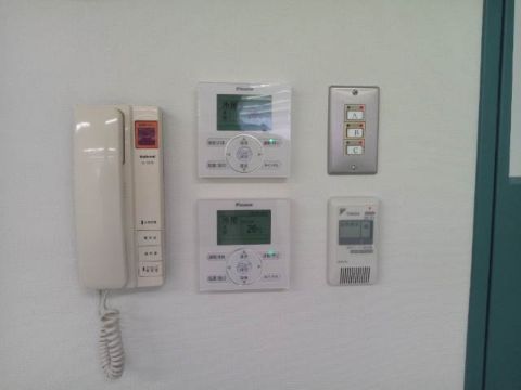 室内インターホ