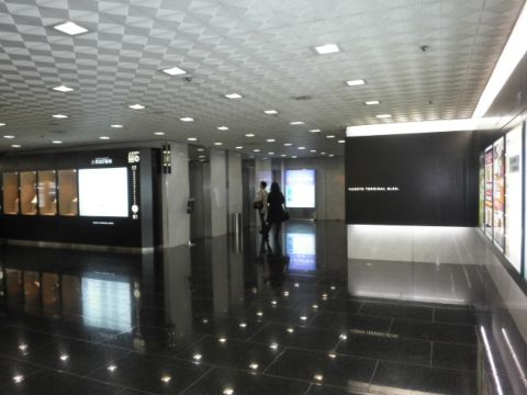 1階:エントランス