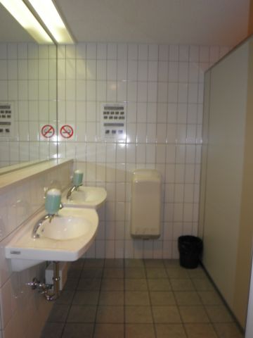 各階、トイレ①