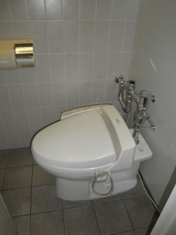 各階、トイレ③