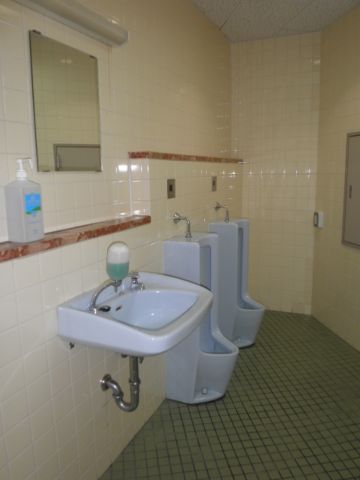 各階、トイレ男子①