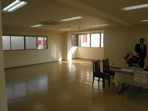 室内、2階