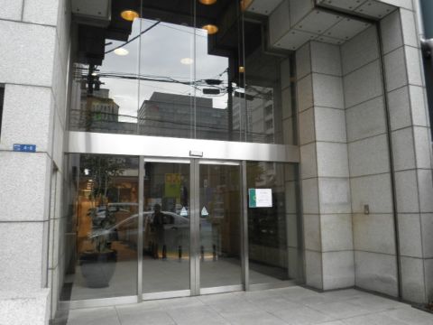 1F玄関