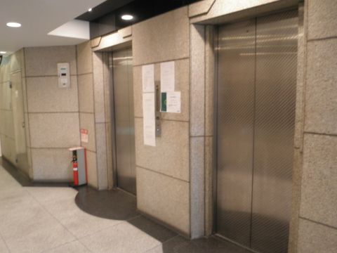 EVホール