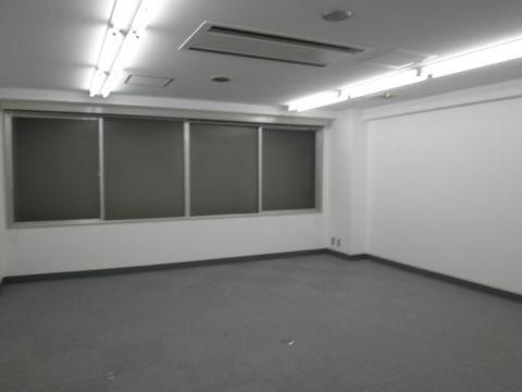 室内、5階