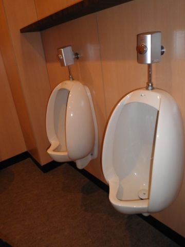 各階、トイレ①