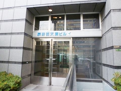 1F玄関