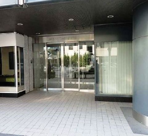 1F玄関