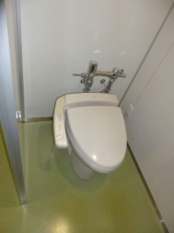 各階、シャワートイレ