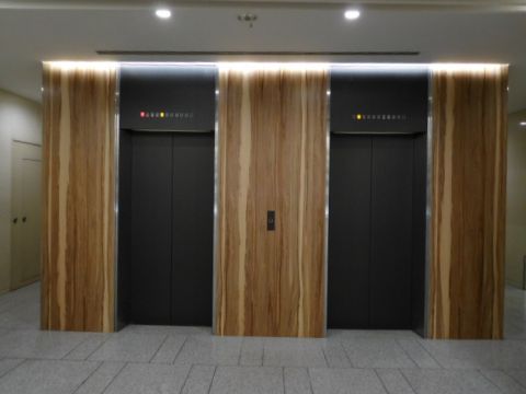 エントランス②