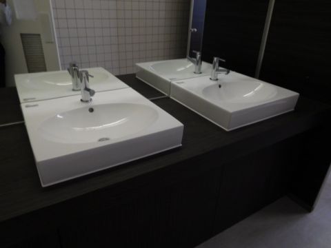 各階、トイレ①