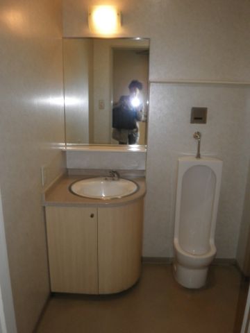 各階、トイレ①