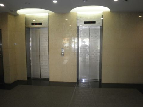 EVホール