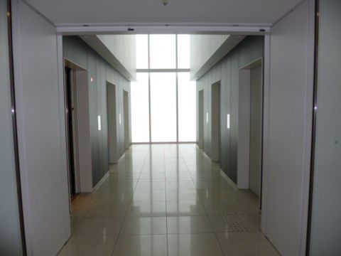 EVホール