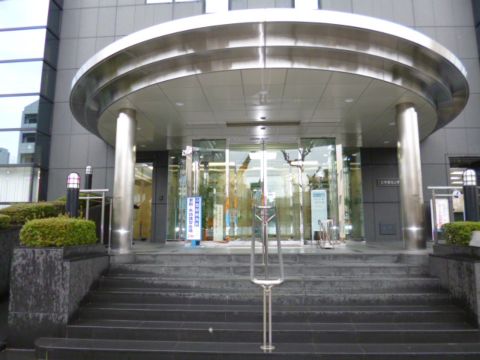 1F玄関