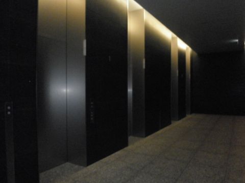 EVホール