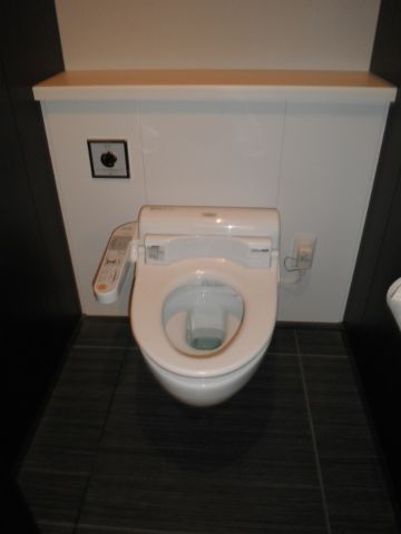 各階、トイレ