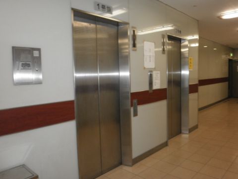 EVホール
