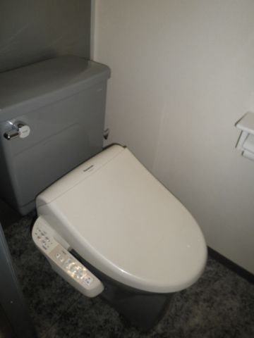 各階、トイレ③