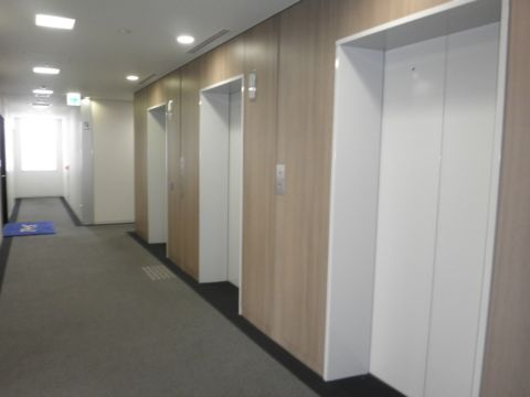 EVホール