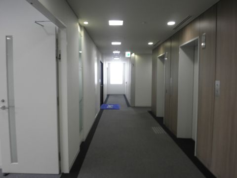 各階、廊下