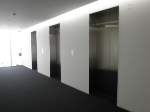 EVホール