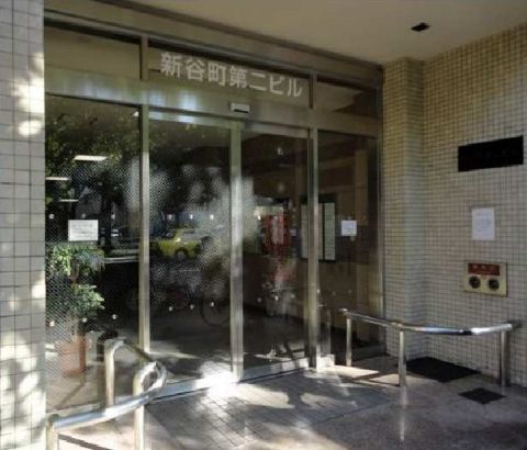 1F玄関