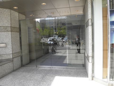 1F玄関