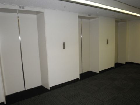 EVホール