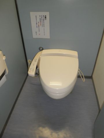 各階、トイレ③