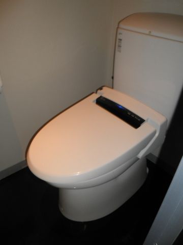 各階、トイレ③