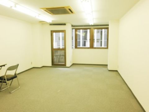室内、5階