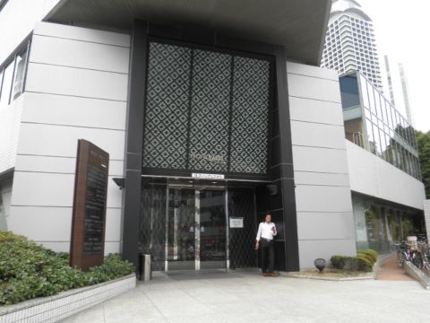 1F玄関