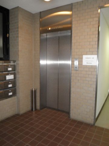 EVホール