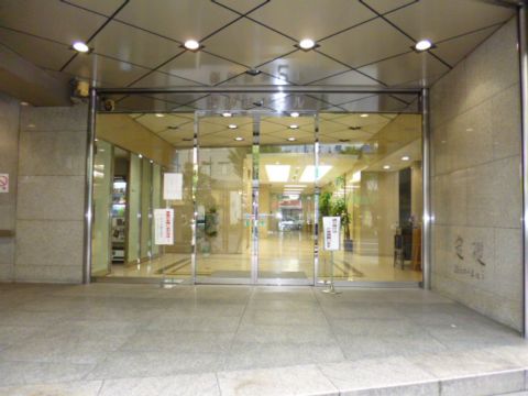 1F玄関